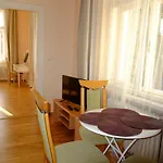 Leier Appartement Piest'any