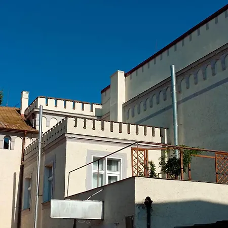 Leier * ピエシュチャニ