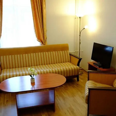 Leier Apartmán *