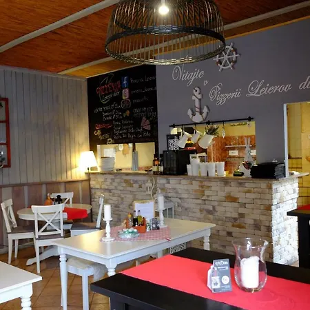 Leier アパート *