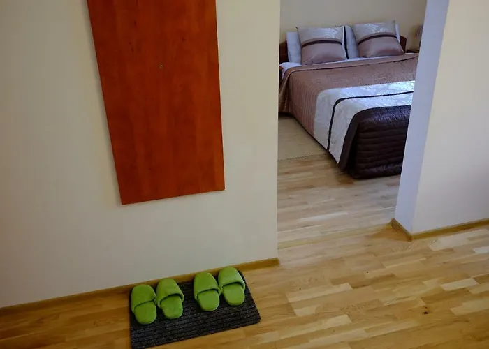 Leier Apartment Piest'any